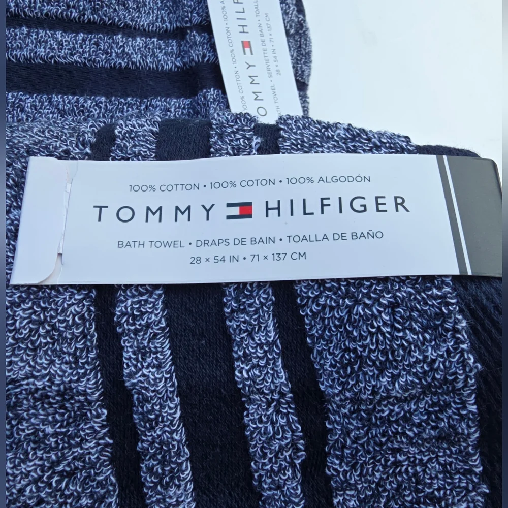 Vintage Tommy Hilfiger Bath Towel Gray Blue NWT